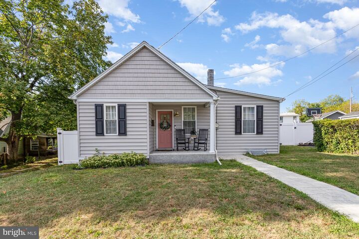 Property Photo: 339 W Perry Street PA 17025