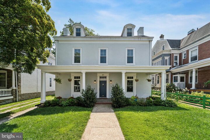 421 Green Lane  Philadelphia PA 19128 photo