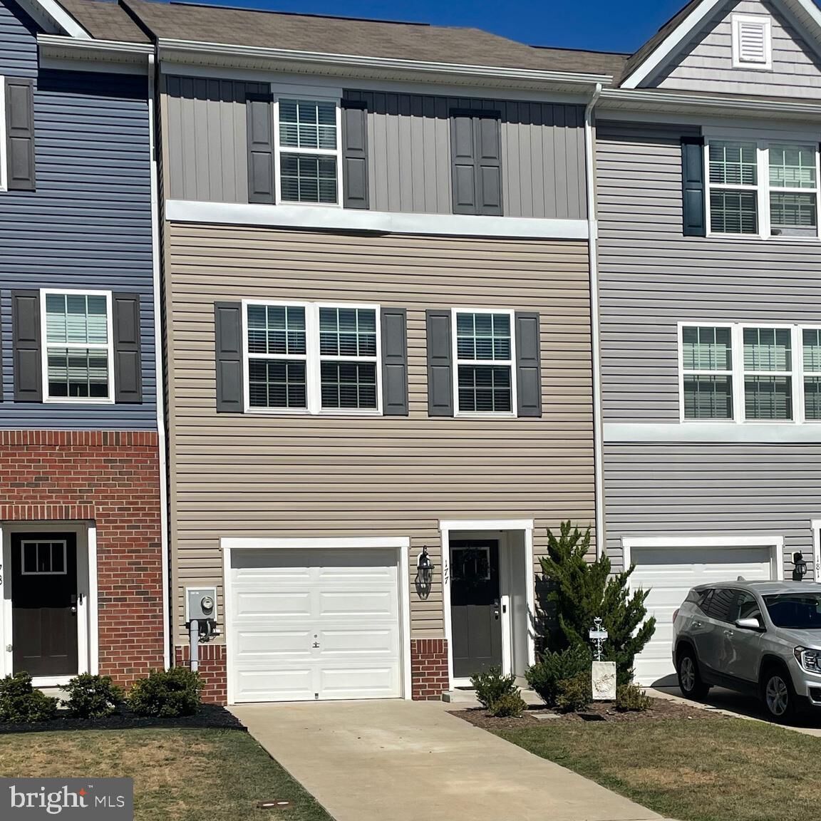 Property Photo: 177 Drexel Court WV 25404