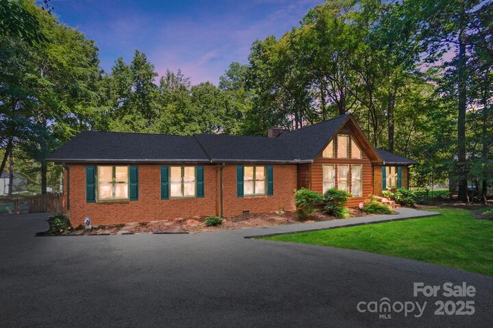Property Photo: 3618 Griffith Road NC 28112