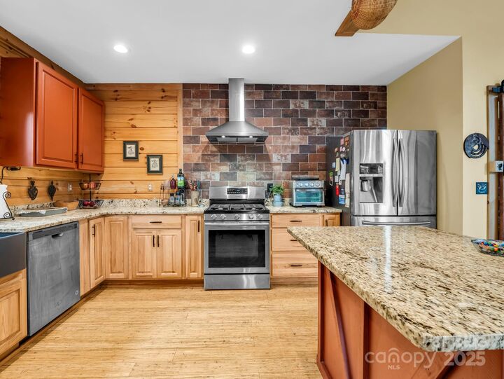 Property Photo:  131 Blue Gill Drive  NC 28746 