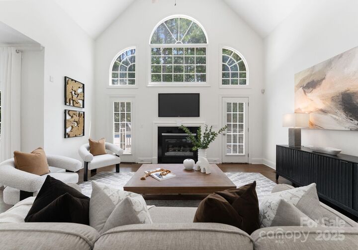 3839 Mountain Cove Drive  Charlotte NC 28216 photo