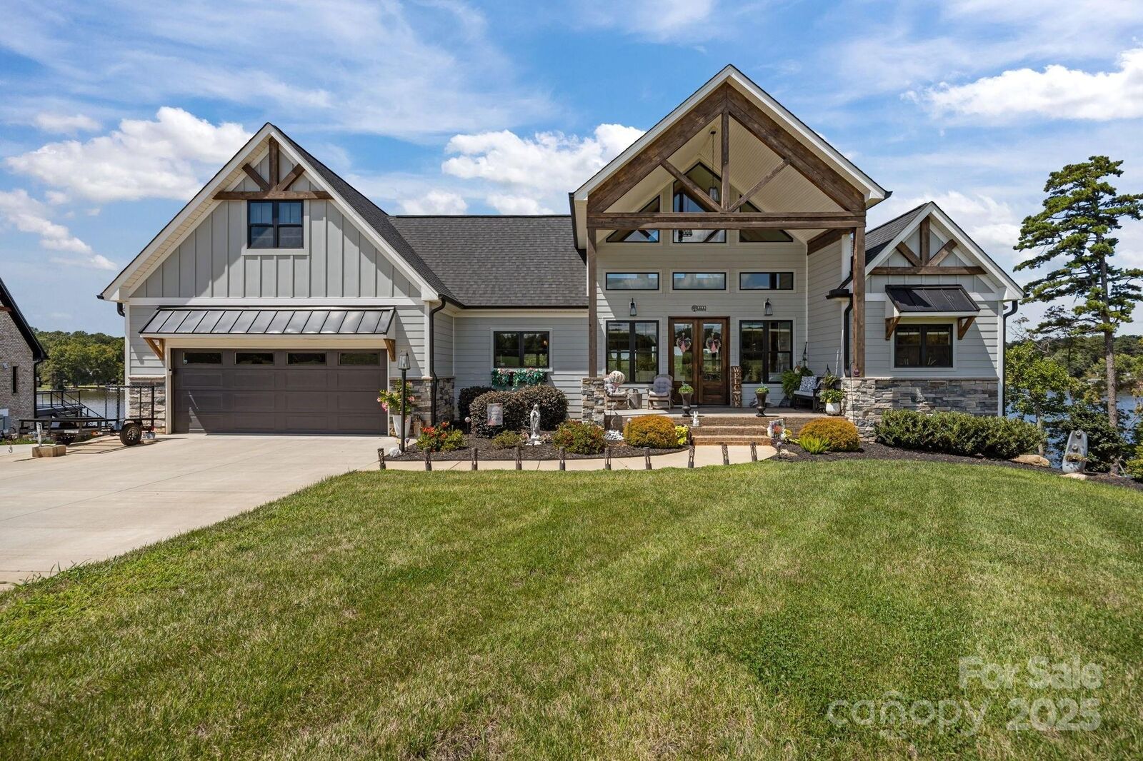 Property Photo:  511 Rolling Road  NC 27292 