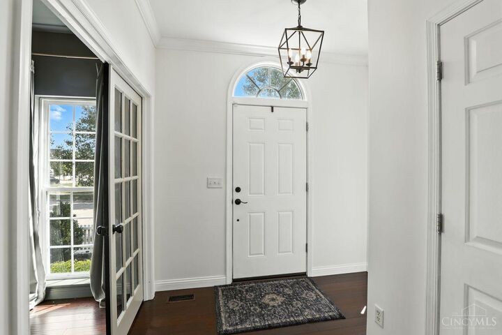 Property Photo: 1273 Weathervane Way OH 45036