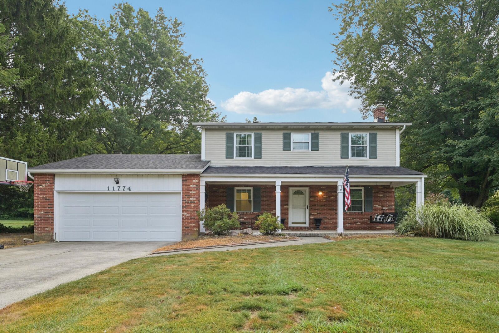 Property Photo: 11774 Kennington E Square OH 43147