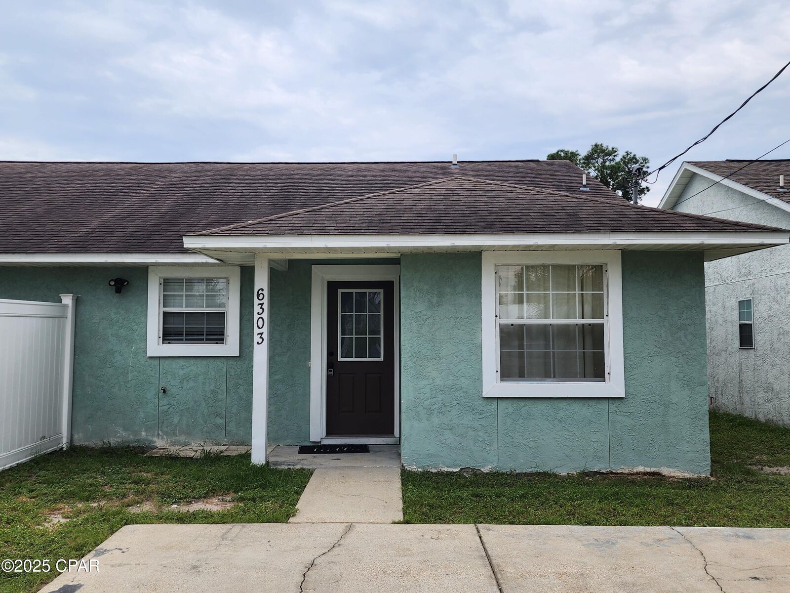 Property Photo: 6303 Causeway Road FL 32408