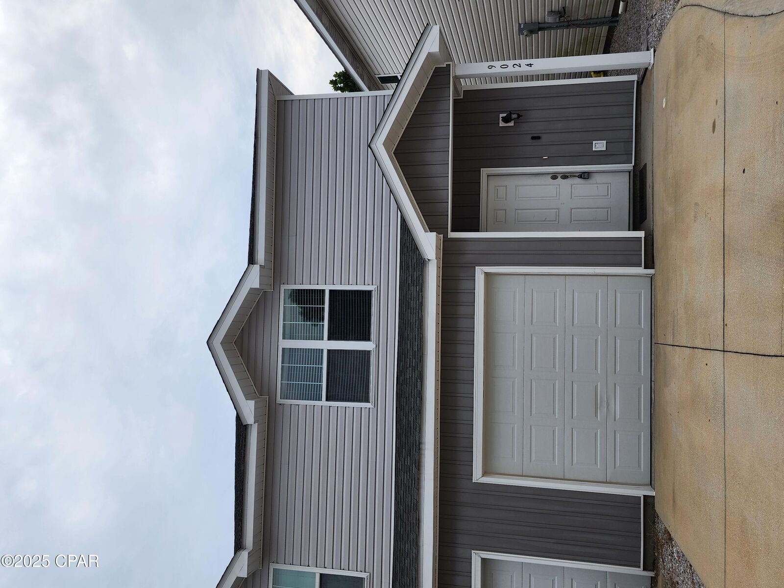 Property Photo:  9024 Banyan Beach Drive  FL 32408 