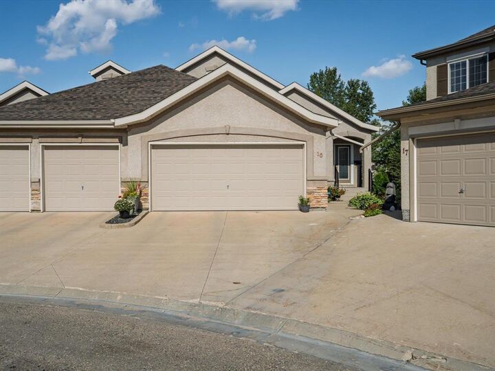 Property Photo: 495 Island Shore Boulevard MB R3X 0A1