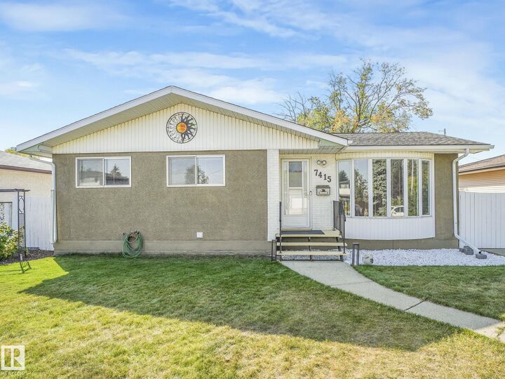 Property Photo: 7415 84 Avenue NW AB T6B 0H9