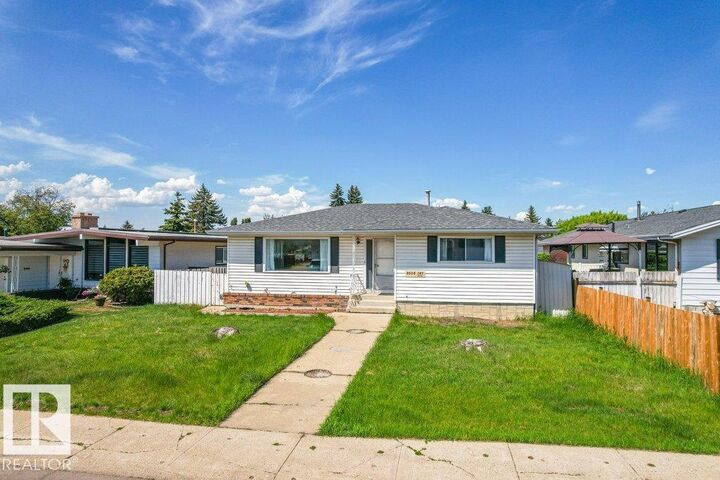 Property Photo: 9508 147 Avenue NW AB T5E 2K6