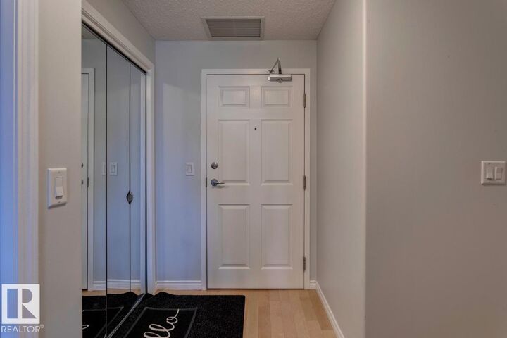 Property Photo: 10303 111 Street NW 904 AB T5K 0C6