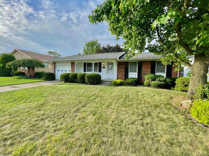 Property Photo:  159 Arlington Drive  OH 44811 
