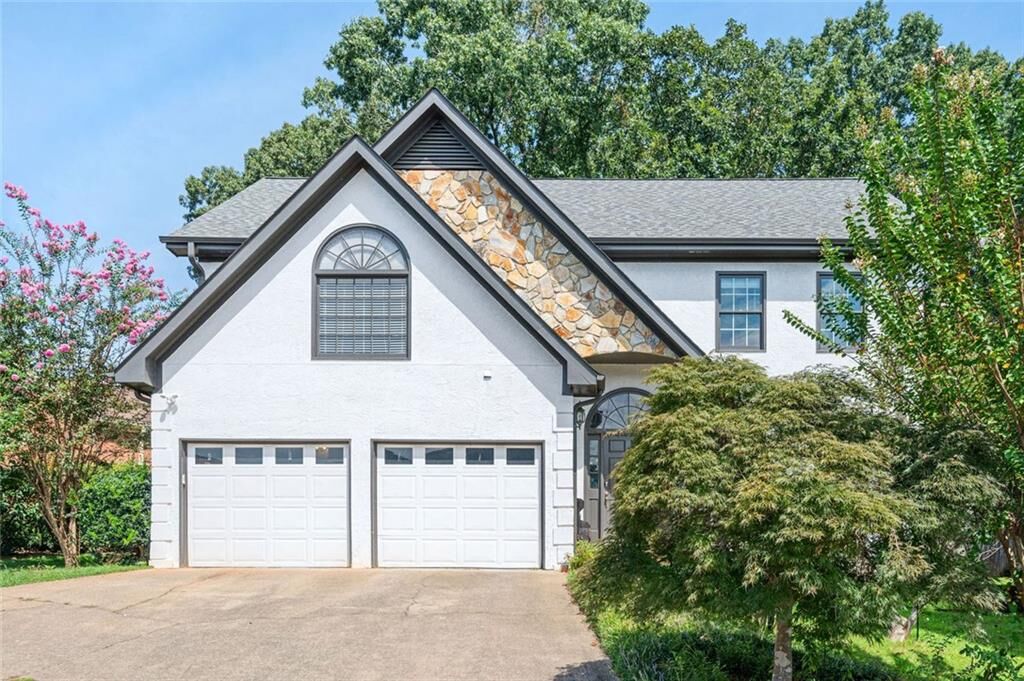 Property Photo:  983 Bridgegate Drive NE  GA 30068 