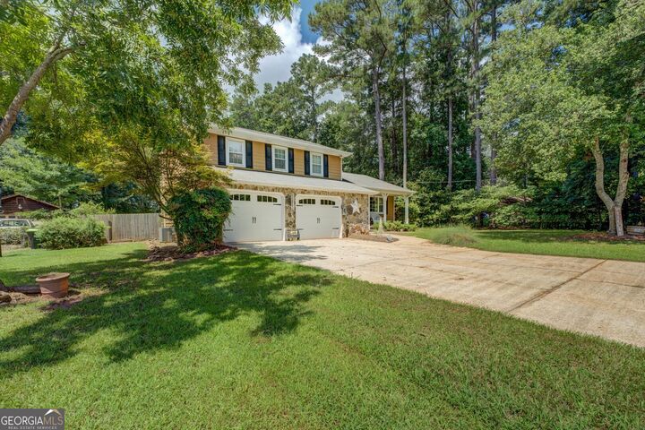 Property Photo: 180 Cowan Drive GA 30281