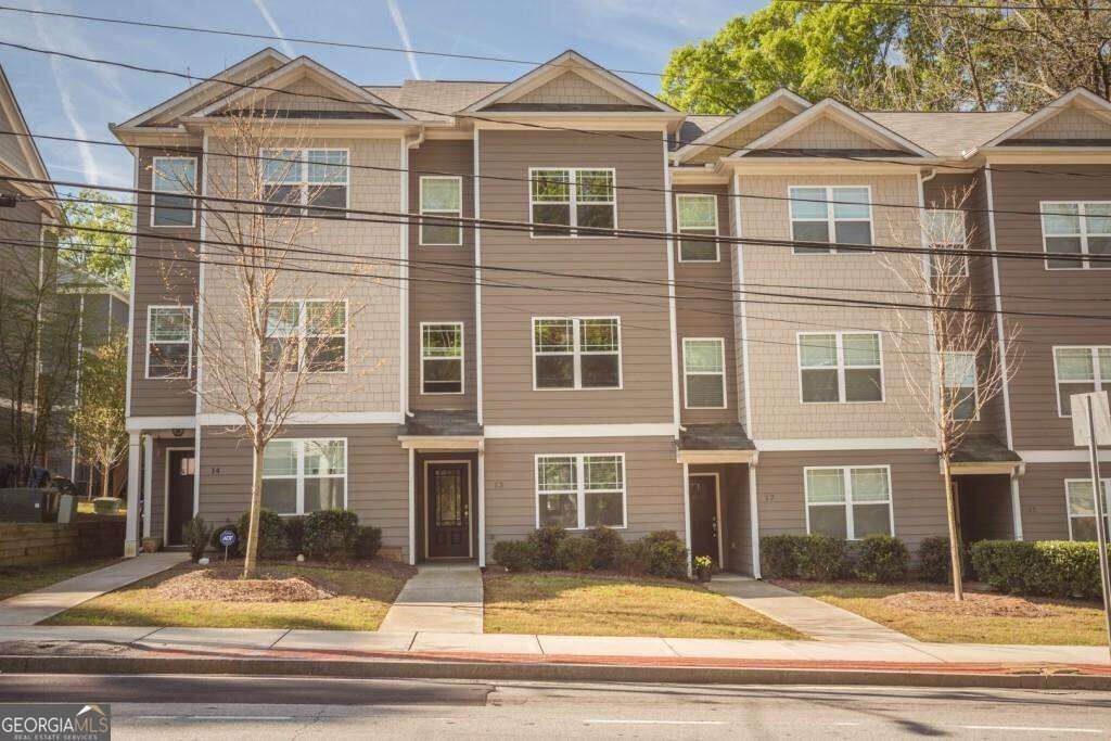 Property Photo:  1365 Memorial Drive SE 13  GA 30317 