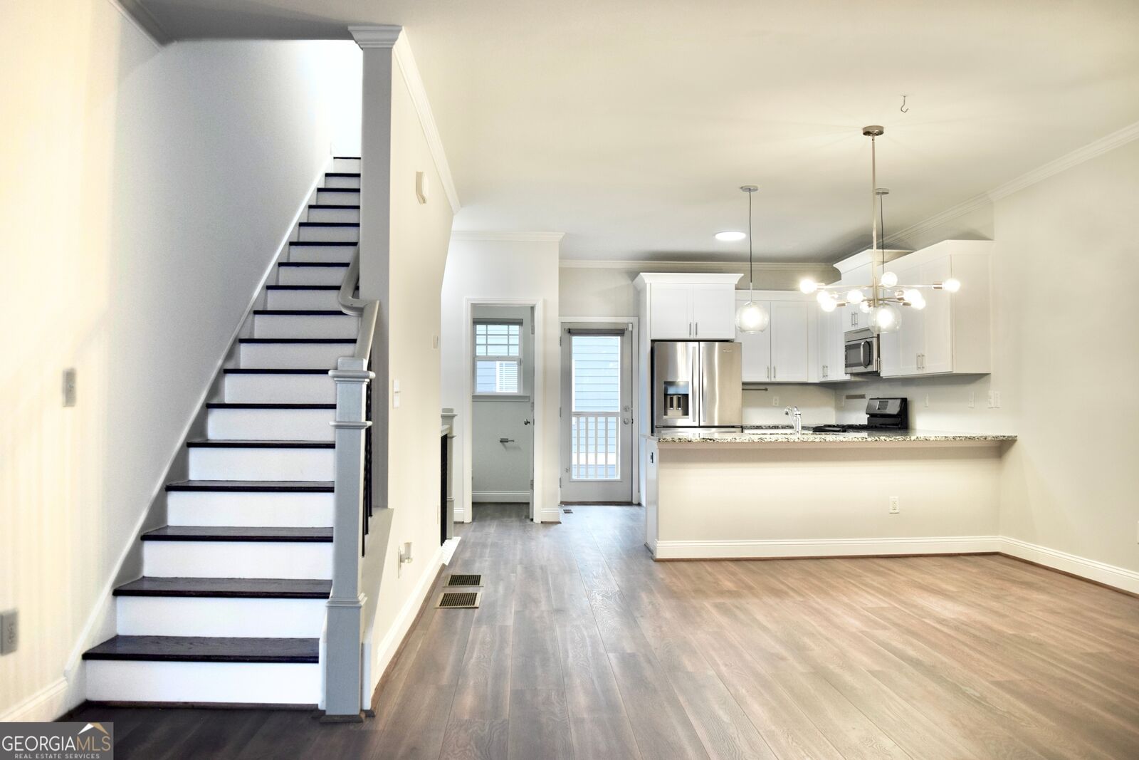 Property Photo: 1365 Memorial Drive SE 13 GA 30317