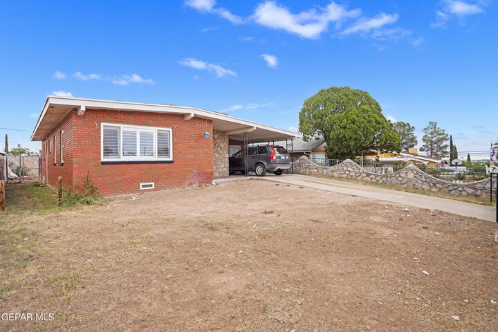 Property Photo: 3517 Thomason Avenue TX 79904