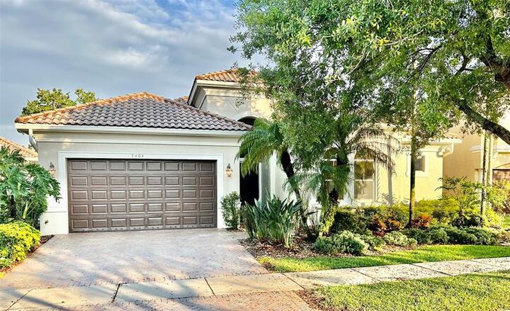 Property Photo: 7404 NW 114th Ter FL 33076