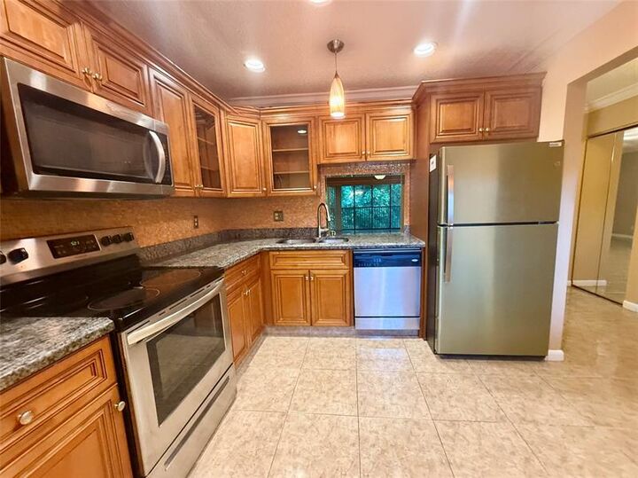 Property Photo: 4215 NW 22nd St 2117 FL 33066