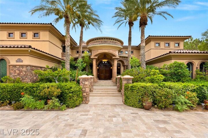 Property Photo:  18 Olympia Hills Circle  NV 89141 