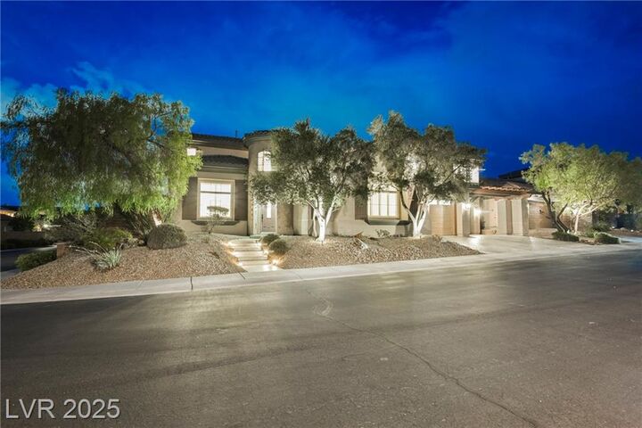 Property Photo: 10038 Peak Lookout Street NV 89178