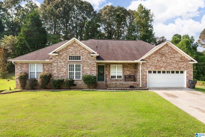 Property Photo:  2609 Watson Street  AL 35907 