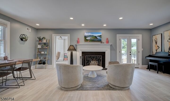 Property Photo:  21 Melrose Place  NJ 07042 