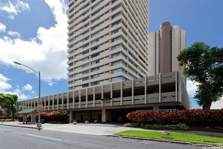 2525 Date Street 3706  Honolulu HI 96826 photo