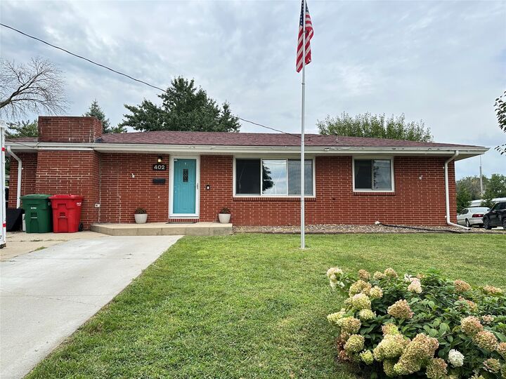 Property Photo: 402 SW Ash Drive IA 50023