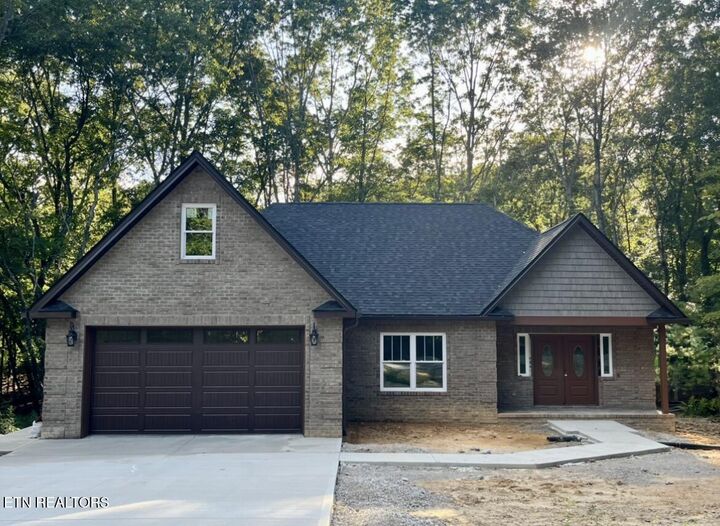 414 Beachwood Drive  Crossville TN 38558 photo