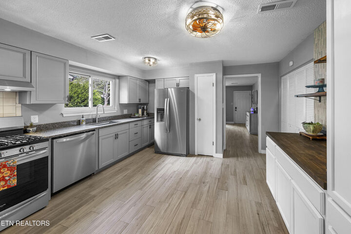 Property Photo: 9101 Highbridge Drive TN 37922