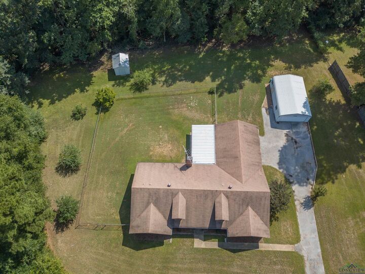 Property Photo: 200 Cottonwood Trail TX 75693