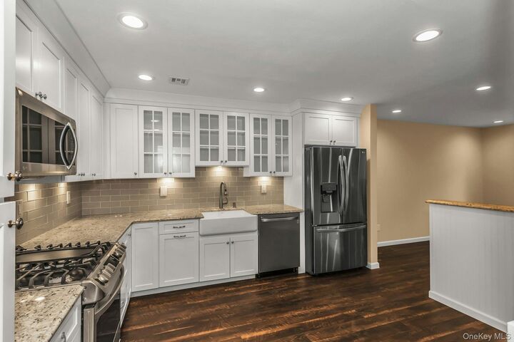 Property Photo:  159 Alicia Drive  NY 11703 