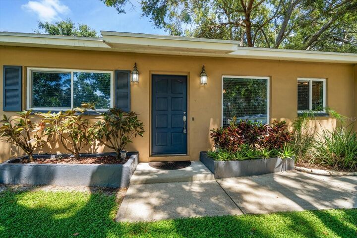 Property Photo:  1509 S Evergreen Avenue  FL 33756 