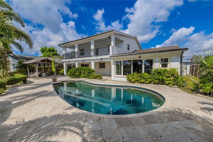 Property Photo:  4937 Dover Street NE  FL 33703 