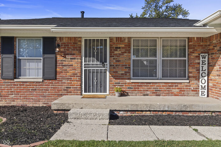 Property Photo: 2724 Mercury Court IN 46229