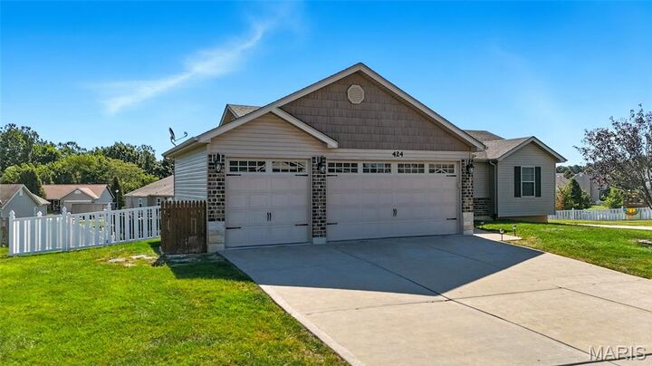 Property Photo: 424 Prairie Creek Drive MO 63385