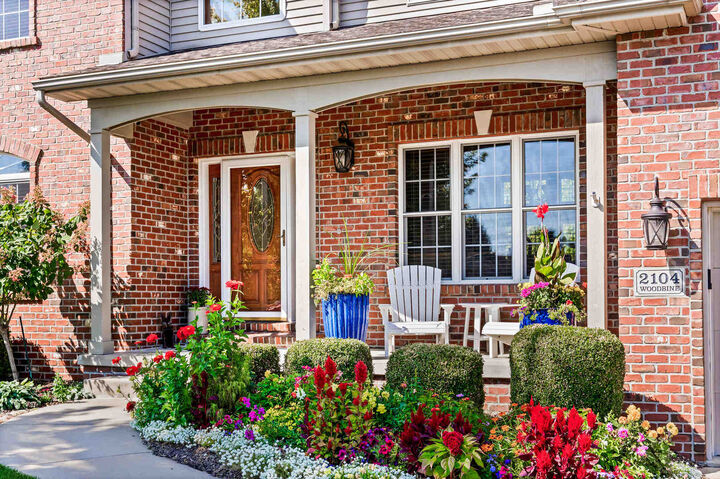 Property Photo:  2104 Woodbine Road  IL 61704 
