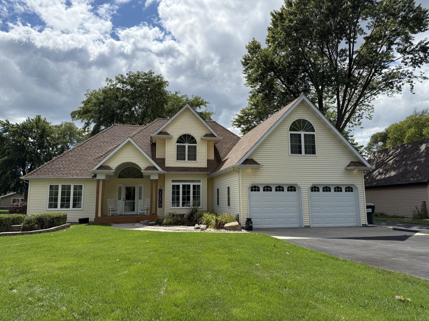 Property Photo:  6035 Northern Drive  IL 60450 