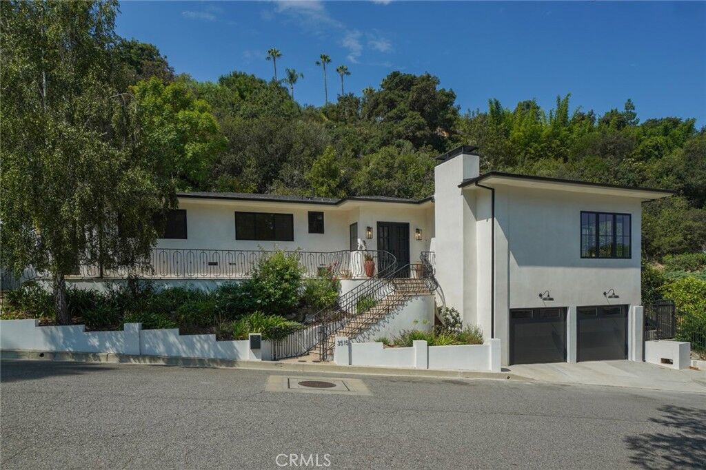 Property Photo:  3515 Weslin Avenue  CA 91423 