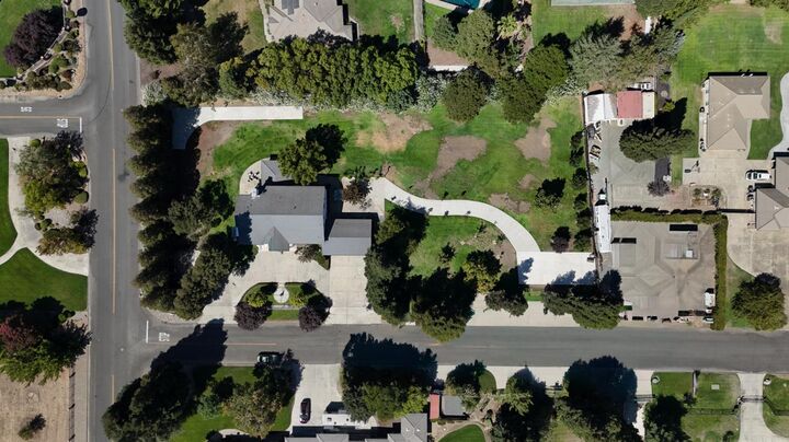 Property Photo:  5425 El Greco Drive  CA 95212 