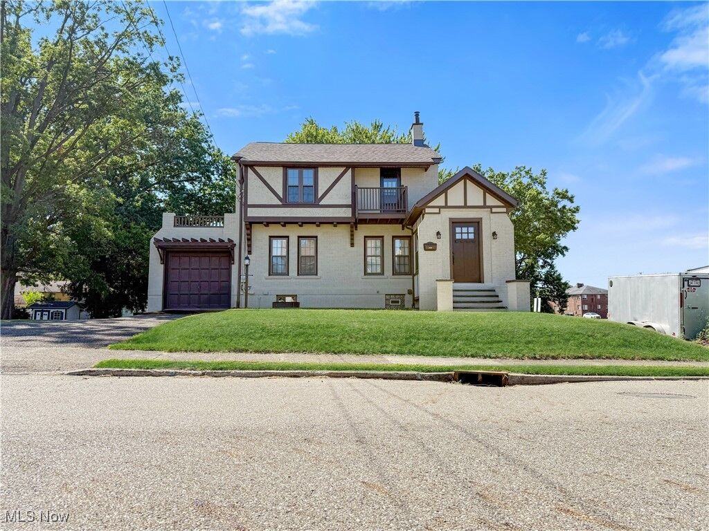 Property Photo: 1610 20th Street NW OH 44709