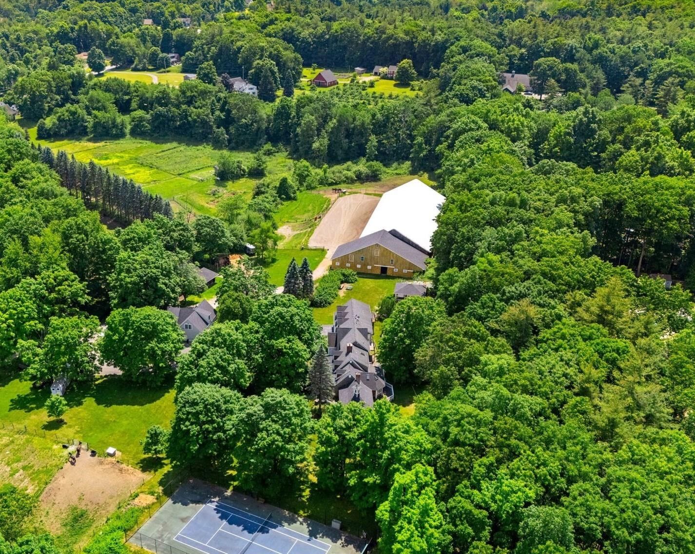Property Photo: 40-40A Pine Hill Road NH 03049