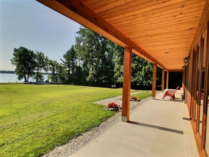 Property Photo: 1099 E Shore Road VT 05463