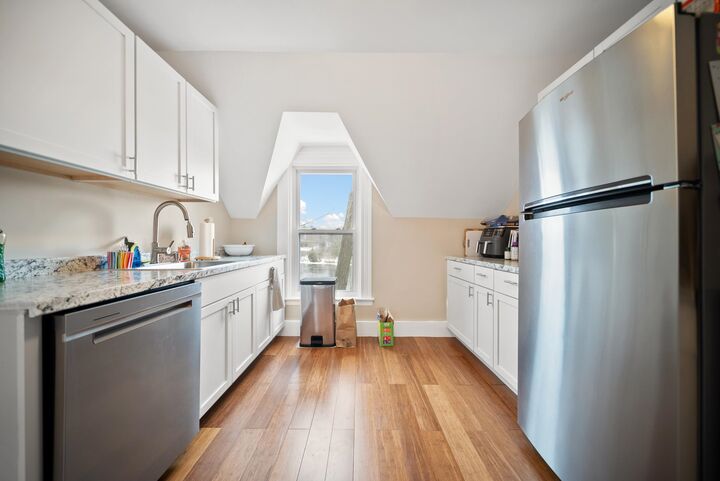Property Photo:  449 West River Road  NH 03106-1886 