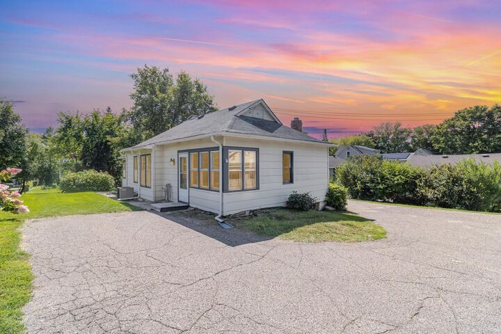 Property Photo: 5954 Lynwood Boulevard MN 55364