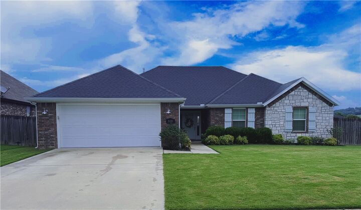 1680 Monarch Avenue  Fayetteville AR 72701 photo