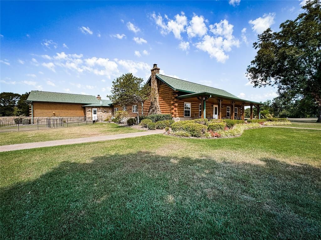 Property Photo: 24481 S Manard Road OK 74434