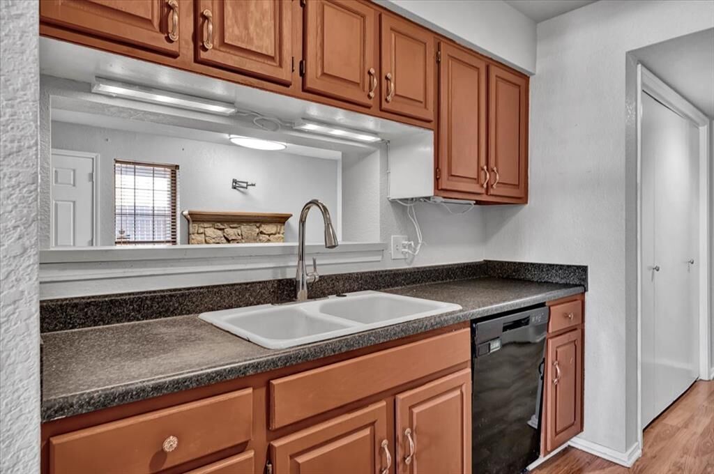 Property Photo:  14403 N Pennsylvania Avenue 5A  OK 73134 