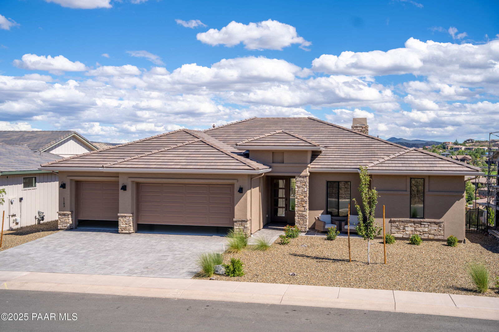 Property Photo: 1183 Irwin Way AZ 86301